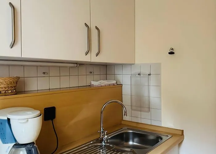 Frank Lägenhetshotell