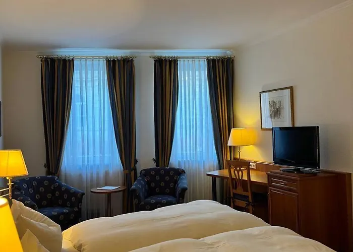 Frank アパートホテル